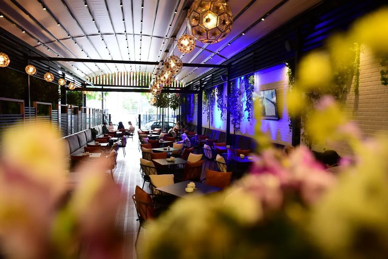 Hotel Comfort Tiran
