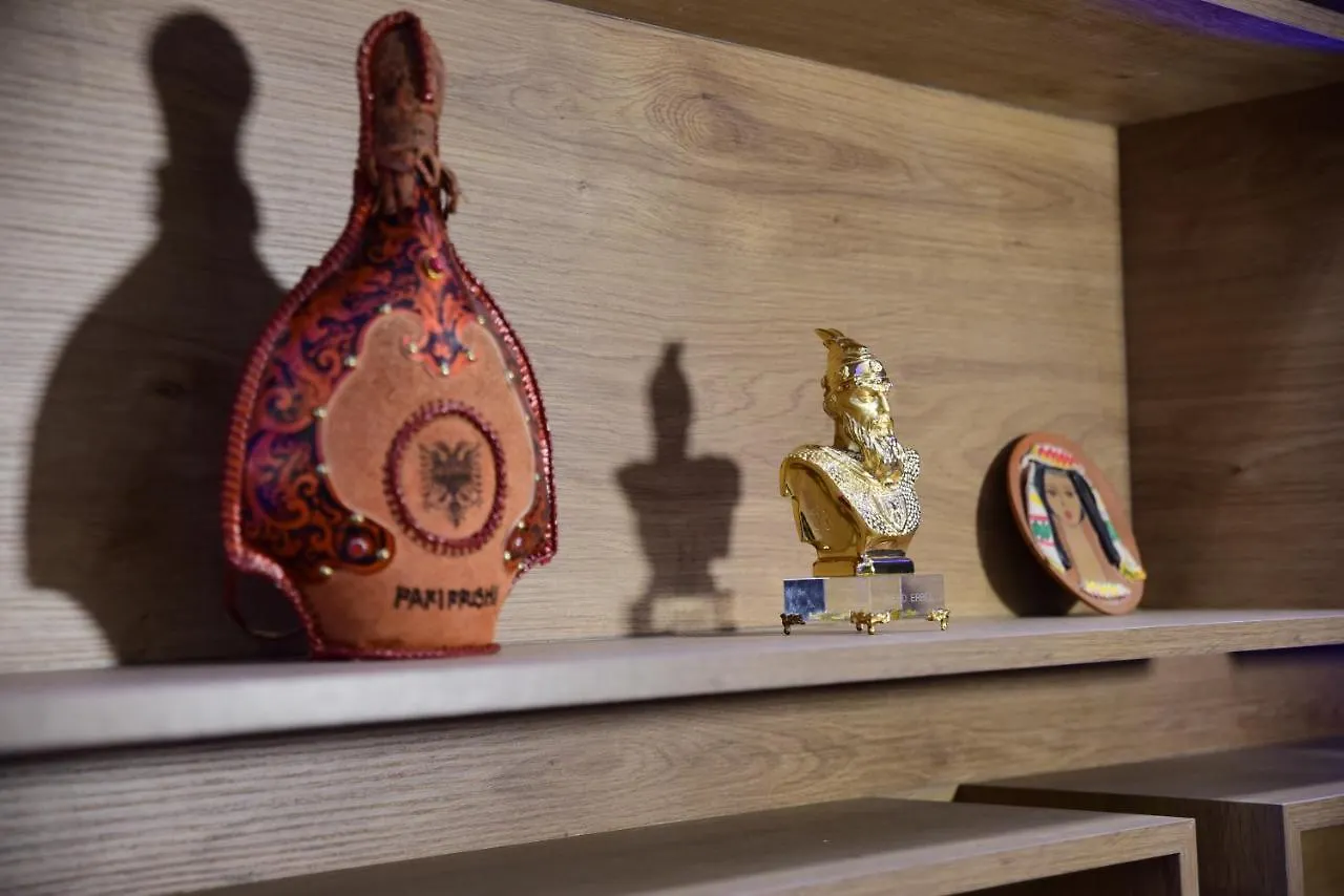 Hotel Comfort Tiran