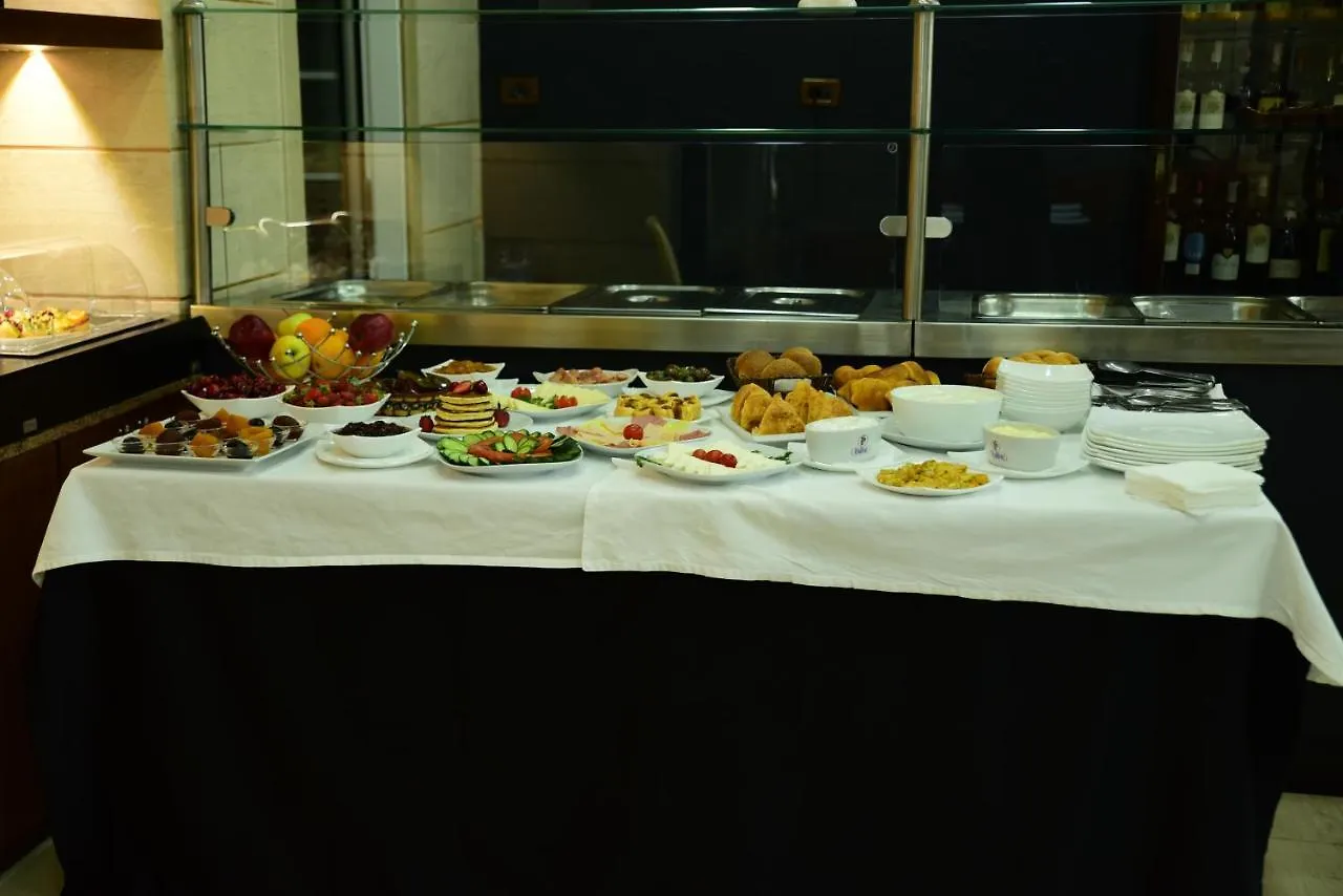 Hotel Comfort Tiran
